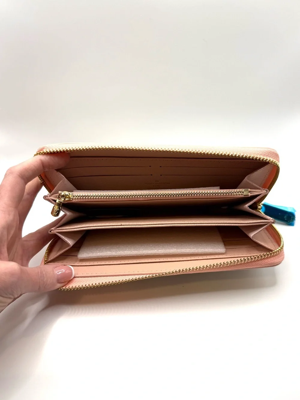 Checkered Wallet in Ivory and Grey